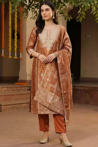 Women Ethnic Motifs Regular Thread Work Kurta with Trousers & With Dupatta
