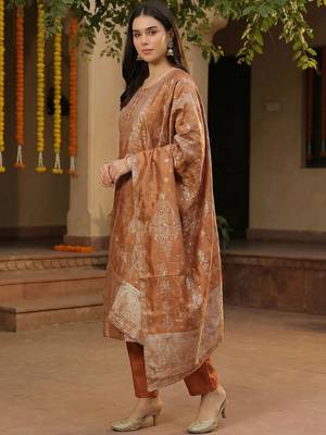 Women Ethnic Motifs Regular Thread Work Kurta with Trousers & With Dupatta 3