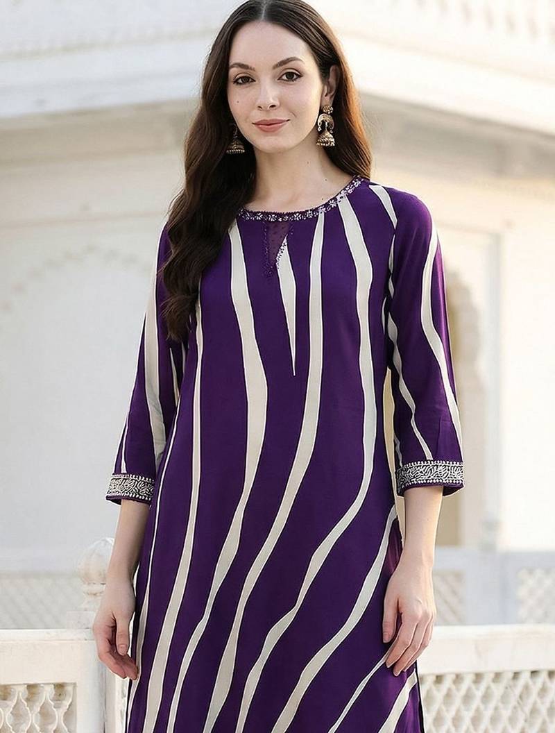 Women Printed Regular Thread Work Kurta with Palazzos