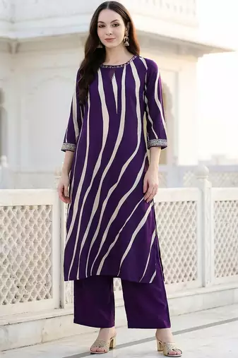 Women Printed Regular Thread Work Kurta with Palazzos