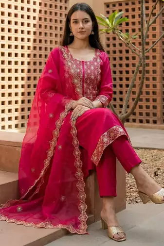 Women Ethnic Motifs Embroidered Regular Thread Work Kurta with Trousers & With Dupatta
