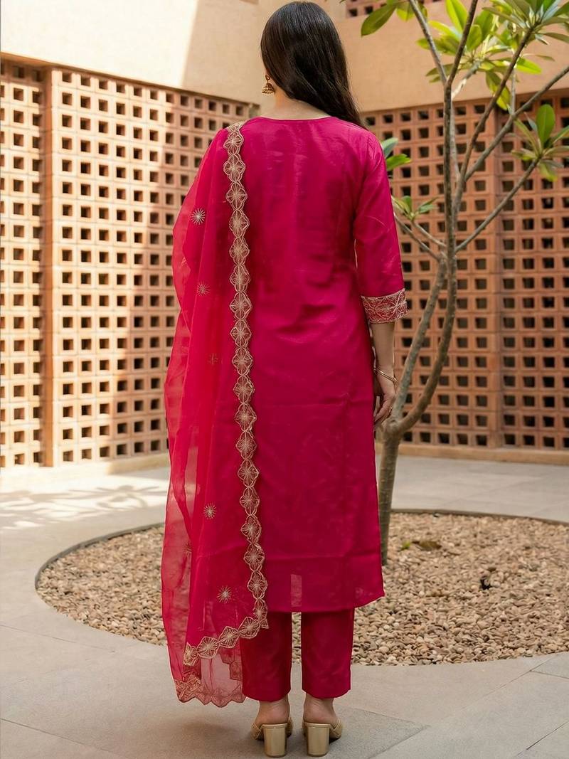 Women Ethnic Motifs Embroidered Regular Thread Work Kurta with Trousers & With Dupatta