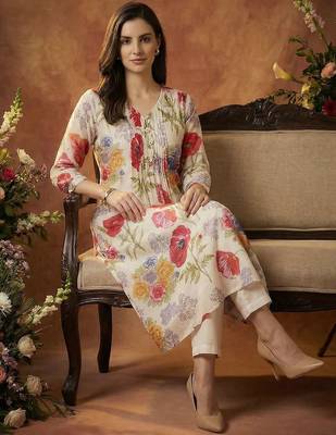 Women Floral Printed Pleated Pure Cotton Kurta with Trousers 4