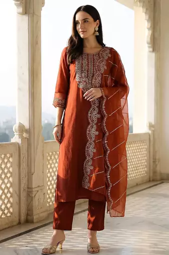 Women Ethnic Motifs Embroidered Regular Thread Work Liva Kurta with Trousers & With Dupatta