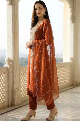 Women Ethnic Motifs Embroidered Regular Thread Work Liva Kurta with Trousers & With Dupatta