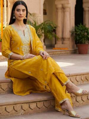 Women Ethnic Motifs Embroidered Regular Thread Work Kurta with Trousers & With Dupatta 6