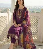 Women Floral Embroidered Regular Thread Work Liva Kurta with Trousers & With Dupatta