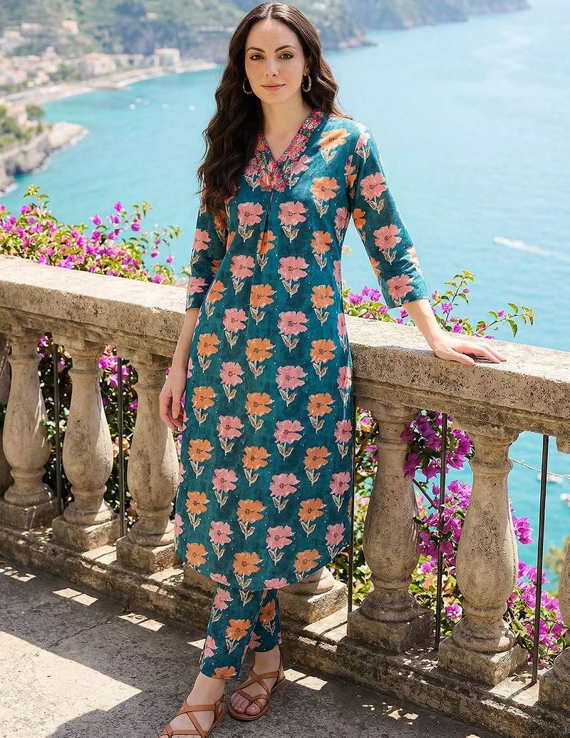 Women Floral Printed Regular Pure Cotton Kurta with Trousers