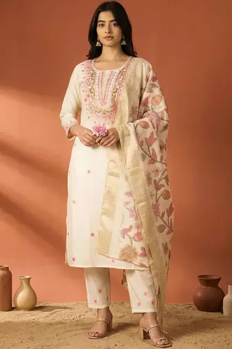 Women Ethnic Motifs Embroidered Regular Thread Work Kurta with Trousers & With Dupatta