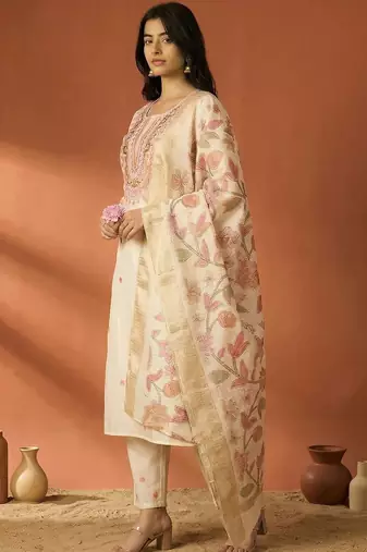 Women Ethnic Motifs Embroidered Regular Thread Work Kurta with Trousers & With Dupatta