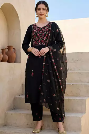 Women Floral Embroidered Regular Thread Work Kurta with Trousers & With Dupatta