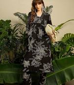 Women Floral Printed Regular Kurta with Trousers