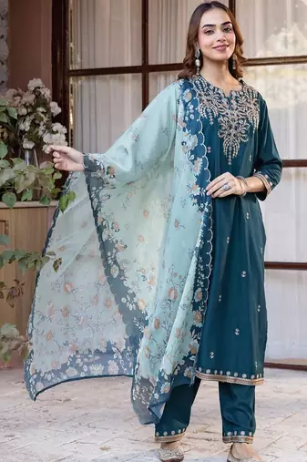 Women Ethnic Motifs Embroidered Regular Thread Work Kurta with Trousers & With Dupatta
