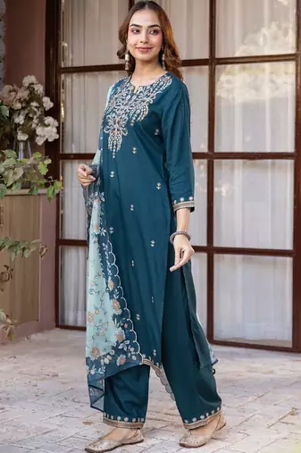 Women Ethnic Motifs Embroidered Regular Thread Work Kurta with Trousers & With Dupatta