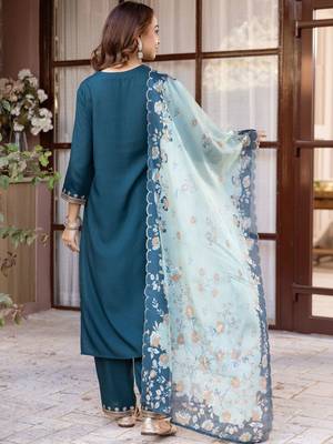 Women Ethnic Motifs Embroidered Regular Thread Work Kurta with Trousers & With Dupatta 7
