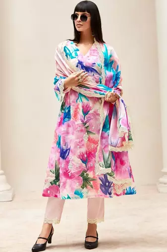 Women Floral Printed Regular Thread Work Kurta with Trousers & With Dupatta