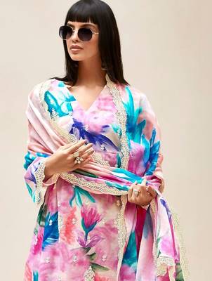 Women Floral Printed Regular Thread Work Kurta with Trousers & With Dupatta 5