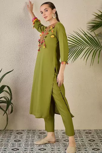 Women Ethnic Motifs Embroidered Regular Thread Work Pure Cotton Kurta with Trousers