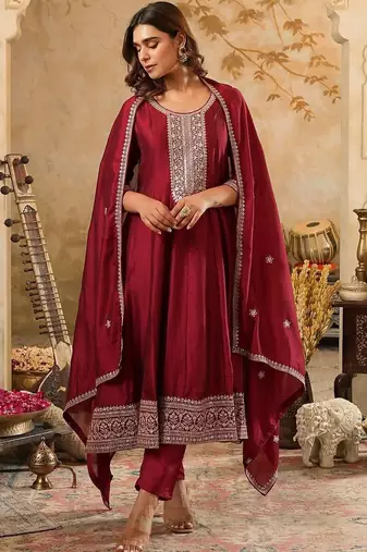Women Ethnic Motifs Embroidered Regular Thread Work Kurta with Trousers & With Dupatta