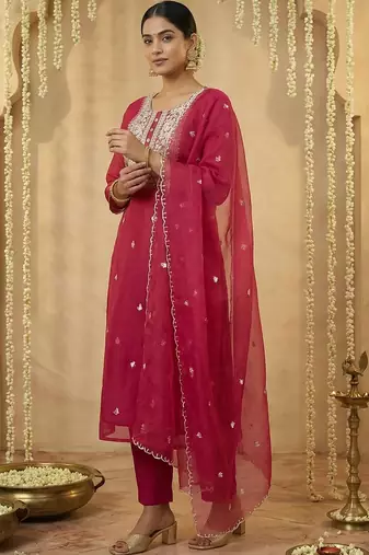 Women Ethnic Motifs Embroidered Regular Thread Work Kurta with Trousers & With Dupatta