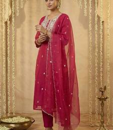 Women Ethnic Motifs Embroidered Regular Thread Work Kurta with Trousers & With Dupatta