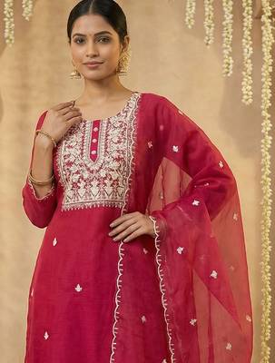 Women Ethnic Motifs Embroidered Regular Thread Work Kurta with Trousers & With Dupatta 2