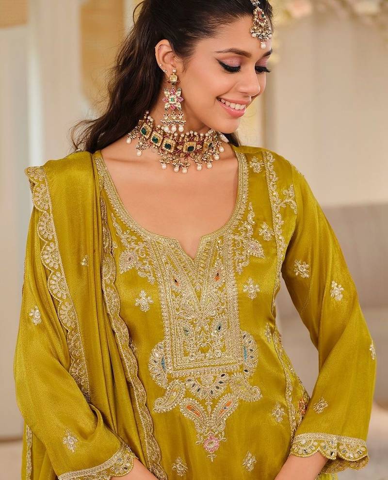 Women Ethnic Motifs Embroidered Regular Mirror Work Kurta with Palazzos & With Dupatta