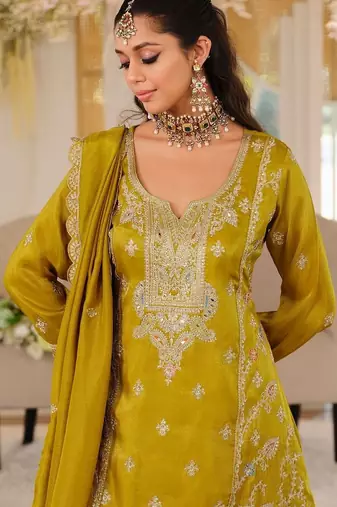 Women Ethnic Motifs Embroidered Regular Mirror Work Kurta with Palazzos & With Dupatta