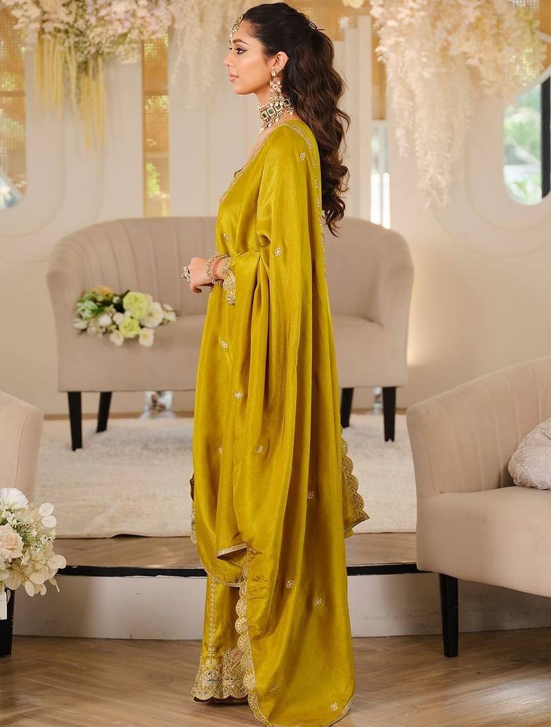 Women Ethnic Motifs Embroidered Regular Mirror Work Kurta with Palazzos & With Dupatta