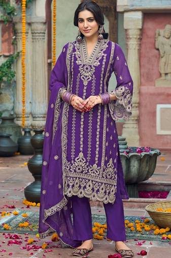 Women Ethnic Motifs Embroidered Regular Thread Work Kurta with Trousers & With Dupatta
