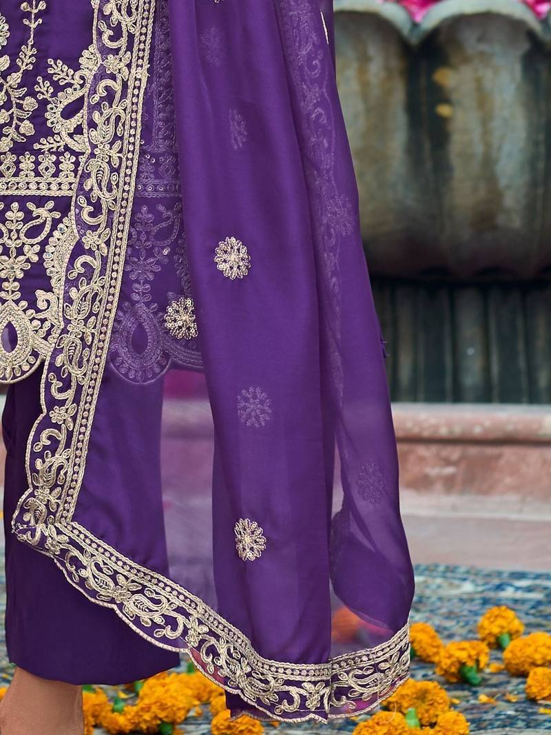 Women Ethnic Motifs Embroidered Regular Thread Work Kurta with Trousers & With Dupatta