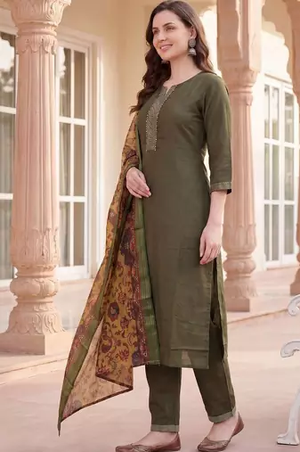 Women Ethnic Motifs Embroidered Regular Thread Work Kurta with Trousers & With Dupatta