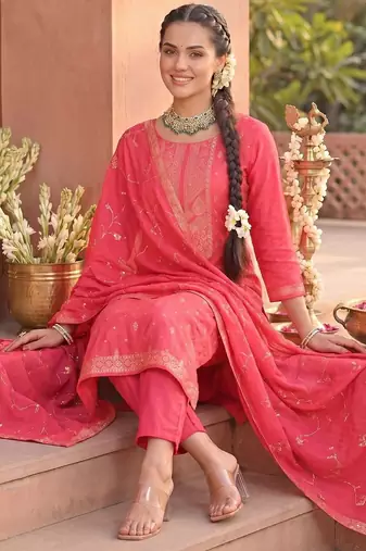 Women Ethnic Motifs Printed Regular Kurta with Trousers & With Dupatta