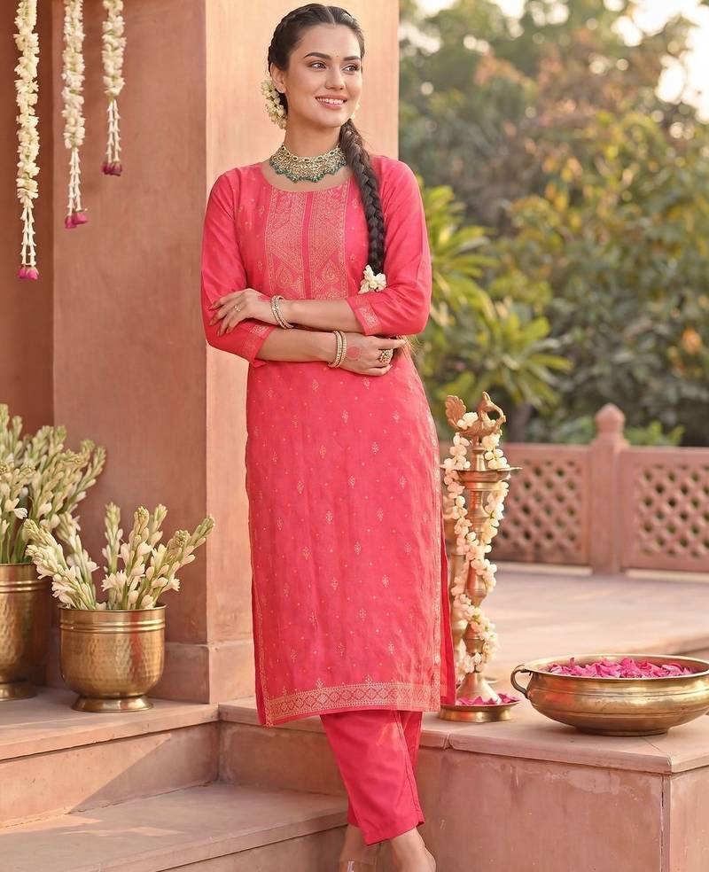 Women Ethnic Motifs Printed Regular Kurta with Trousers & With Dupatta