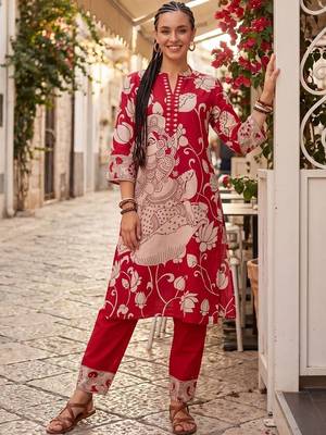 Women Ethnic Motifs Printed Regular Cotton Kurta with Trousers 1
