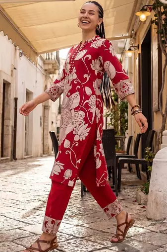 Women Ethnic Motifs Printed Regular Cotton Kurta with Trousers