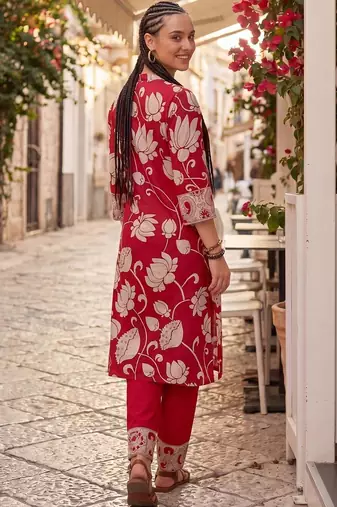 Women Ethnic Motifs Printed Regular Cotton Kurta with Trousers