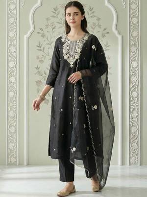 Women Ethnic Motifs Embroidered Regular Thread Work Kurta with Trousers & With Dupatta 1