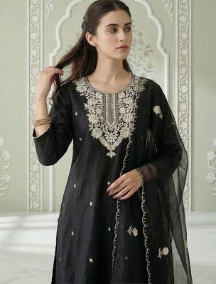 Women Ethnic Motifs Embroidered Regular Thread Work Kurta with Trousers & With Dupatta 2