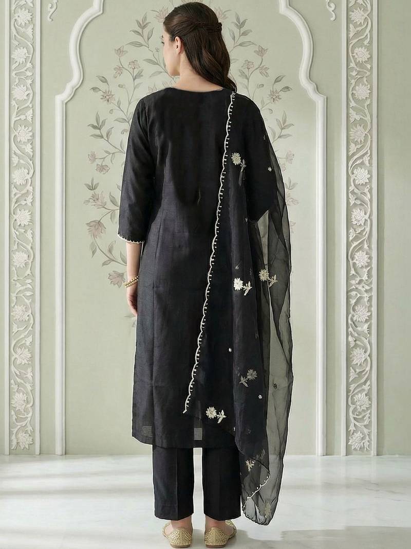 Women Ethnic Motifs Embroidered Regular Thread Work Kurta with Trousers & With Dupatta