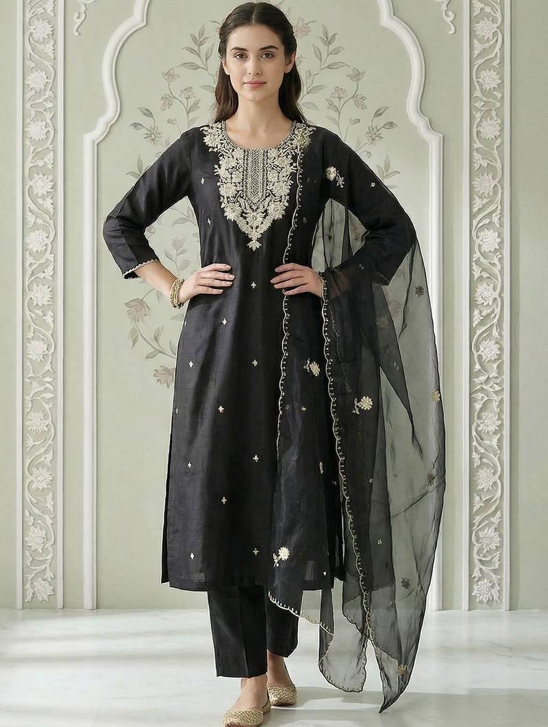 Women Ethnic Motifs Embroidered Regular Thread Work Kurta with Trousers & With Dupatta