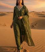 Women Ethnic Motifs Embroidered Regular Thread Work Kurta with Trousers & With Dupatta