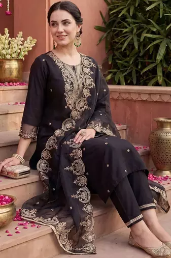 Women Ethnic Motifs Embroidered Regular Thread Work Liva Kurta with Trousers & With Dupatta