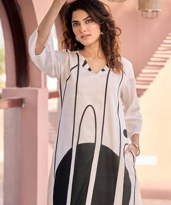 Off White Printed A-line Kurta Trousers Set 2