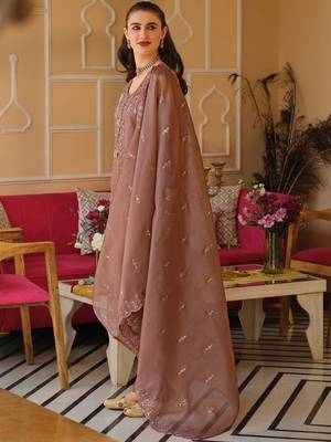 Women Ethnic Motifs Embroidered Regular Thread Work Kurta with Trousers & With Dupatta 3