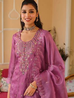 Women Ethnic Motifs Embroidered Regular Thread Work Kurta with Trousers & With Dupatta 4