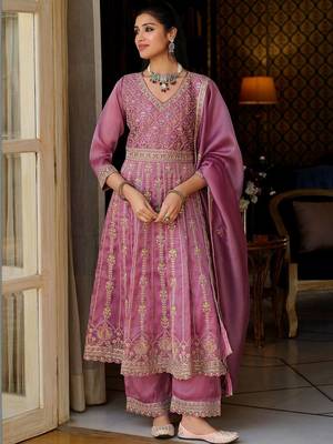Women Ethnic Motifs Embroidered Panelled Thread Work Kurta with Trousers & With Dupatta 1