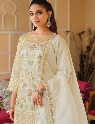 Women Ethnic Motifs Embroidered Regular Thread Work Kurta with Trousers & With Dupatta 2