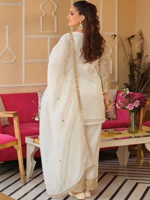 Women Ethnic Motifs Embroidered Regular Thread Work Kurta with Trousers & With Dupatta 7