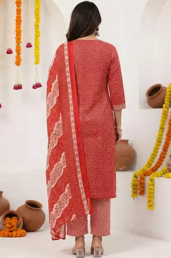 Maroon Printed Straight Kurta Trousers Dupatta Set Kurta Sets